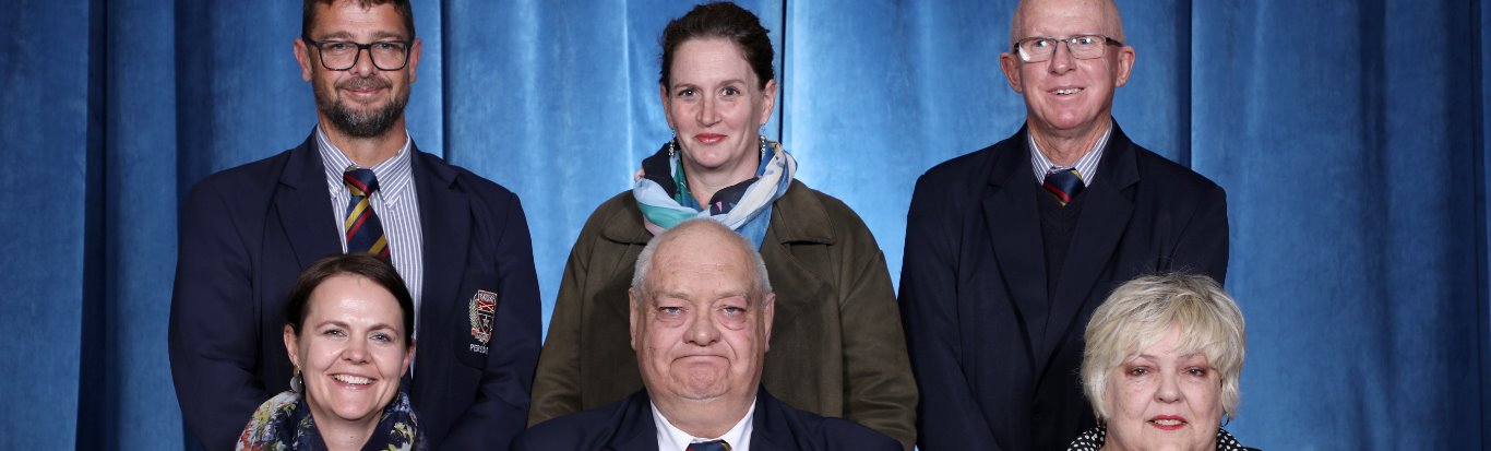 Laptop breadcrumb image of Bestuur