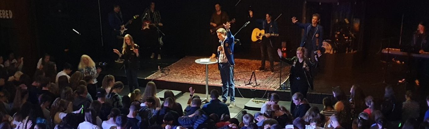 Laptop breadcrumb image of ICE