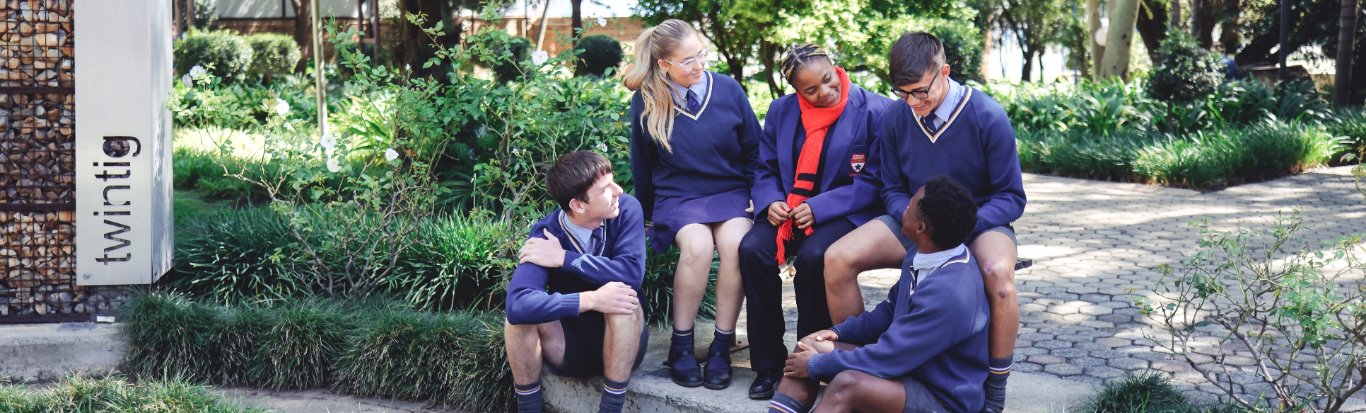 Laptop breadcrumb image of Graad 8 - Inligtingsboek