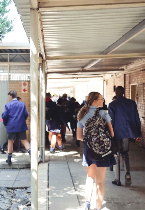 Mobile breadcrumb image of Inskrywings Gr 9 - 12